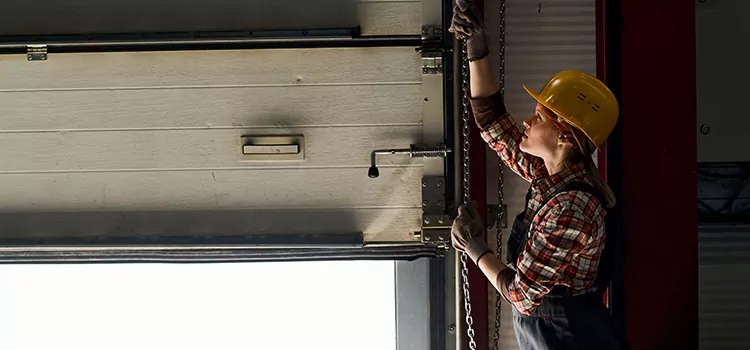 Addressing Common Garage Door Stoppage Issues in Olathe, KS